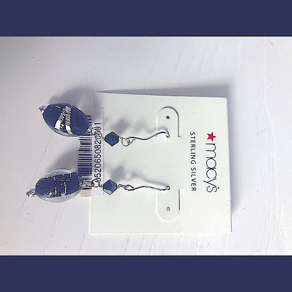 NEW Black/silver pendant glass earrings